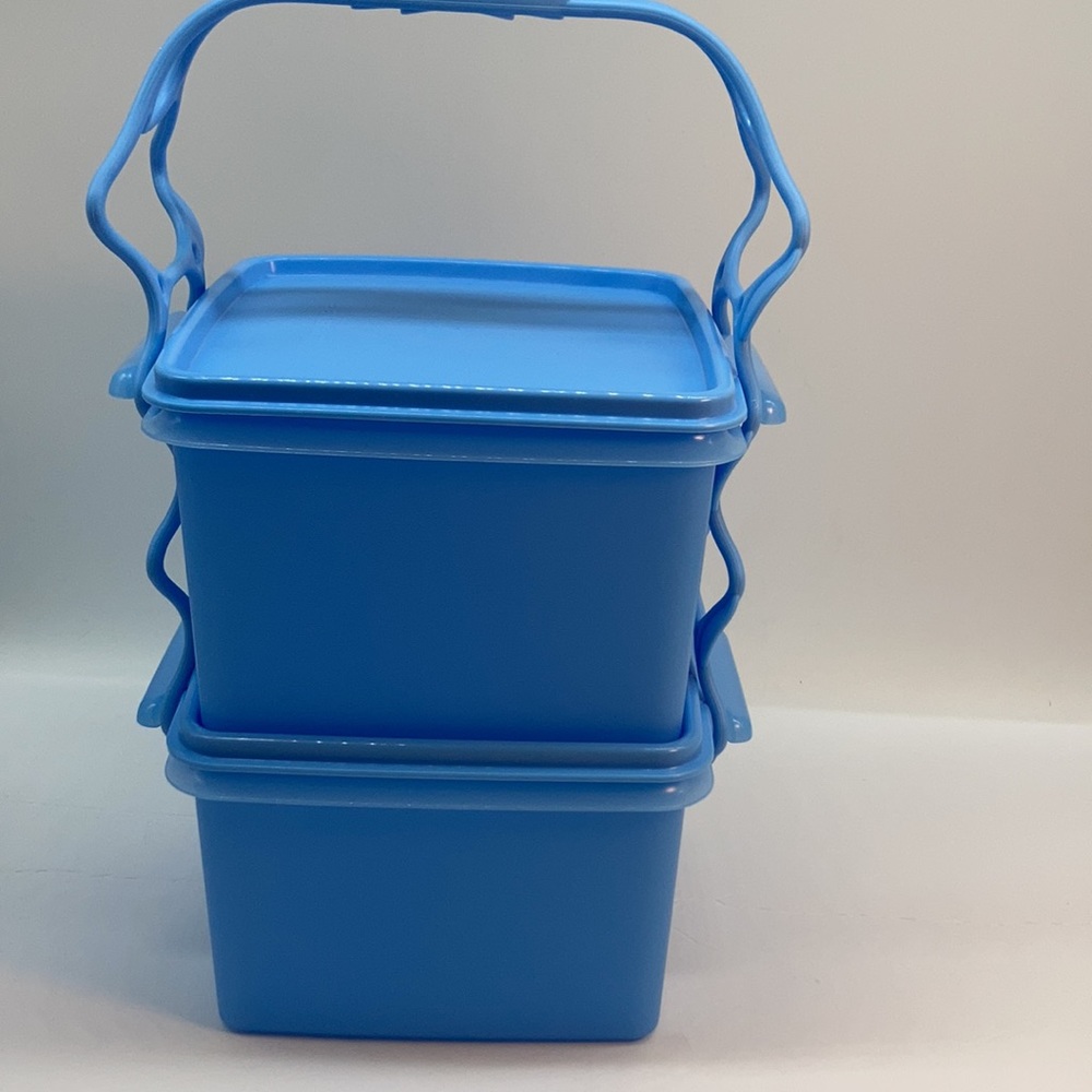 Tupperware Double Deep Blue Limited Container - Picture 11 of 12